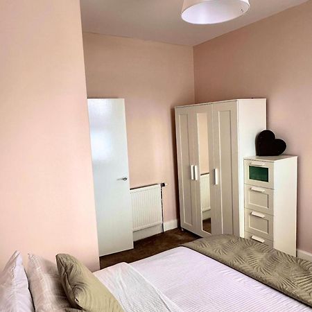 Apartamento Prestwick Kingb Petsok Freep Wifi Tv Exterior foto